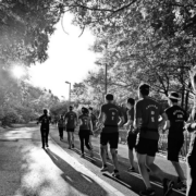 和盲人一起跑步