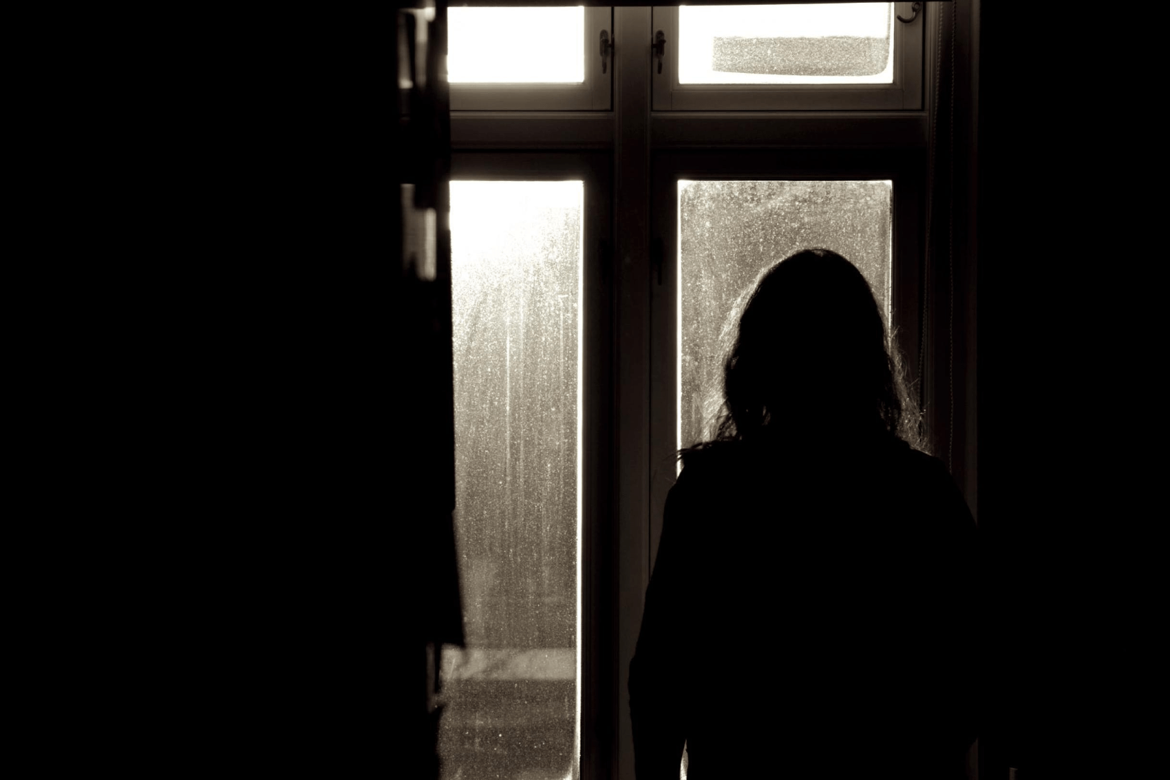 滥用权力去虐待，还是善用权力去建造？