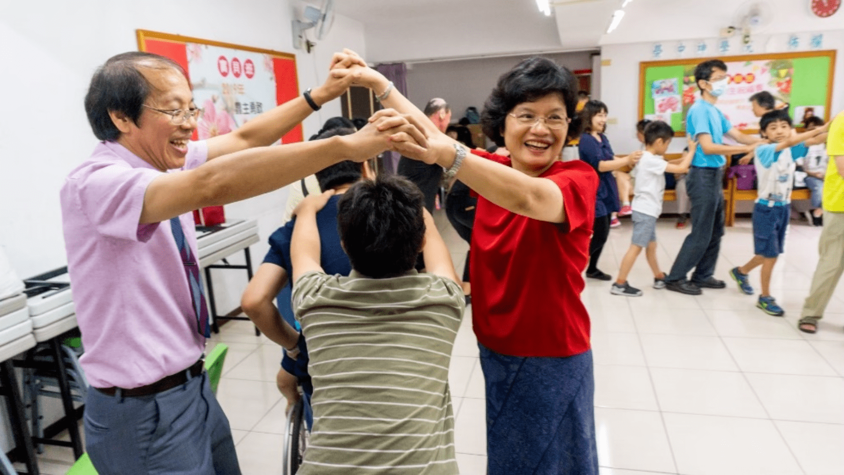藉着严重脑伤的女儿，我走进万千特殊儿家庭