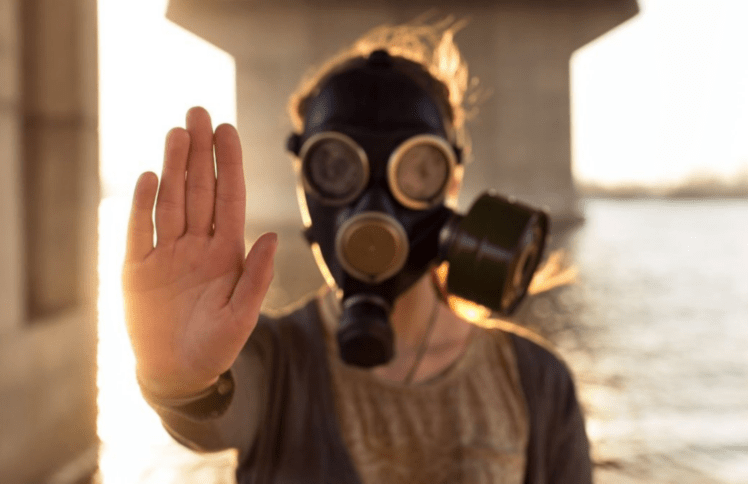 有福有名有权，请勿有毒